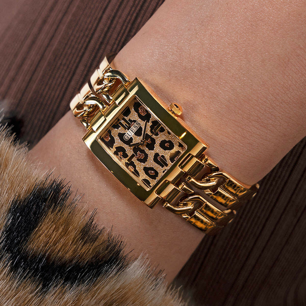 V4H9CD30B7C721AE298334A0632F0B58EEBR5374479P5