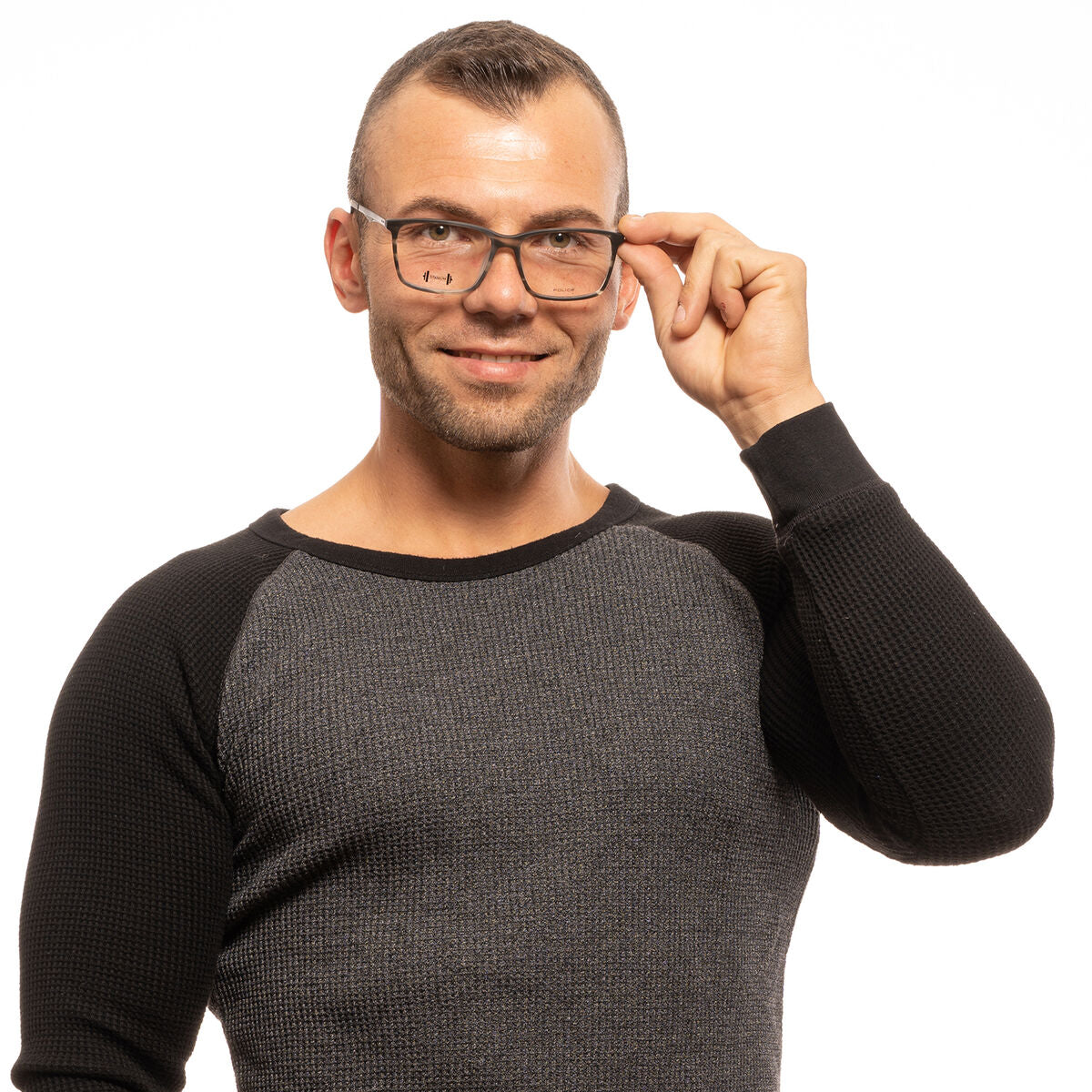 V5H6D8F22B935171E2459D4E236B104A72ER3701032P4