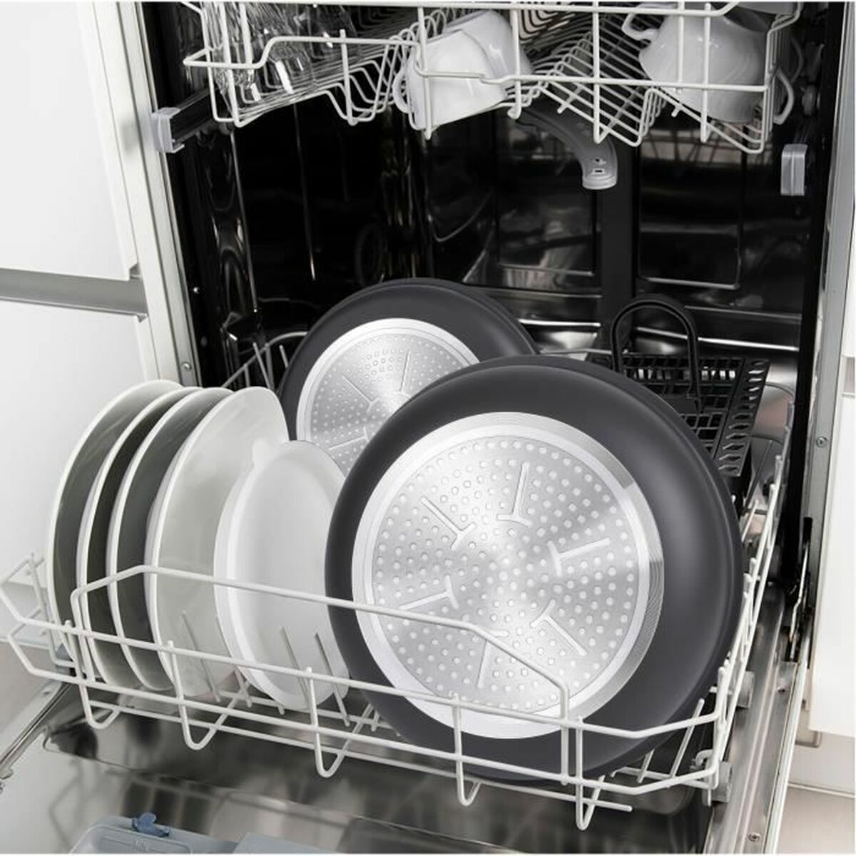 V4HCABB750C447705E2B584A23CBC033C90R6823386P3