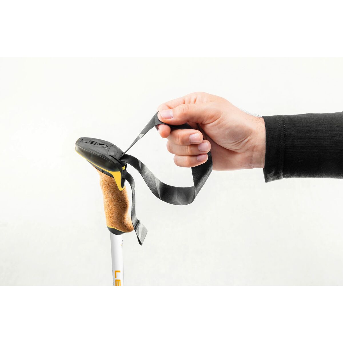 V2H659DA933A714AB642FE60720500E0D35R6835210P6