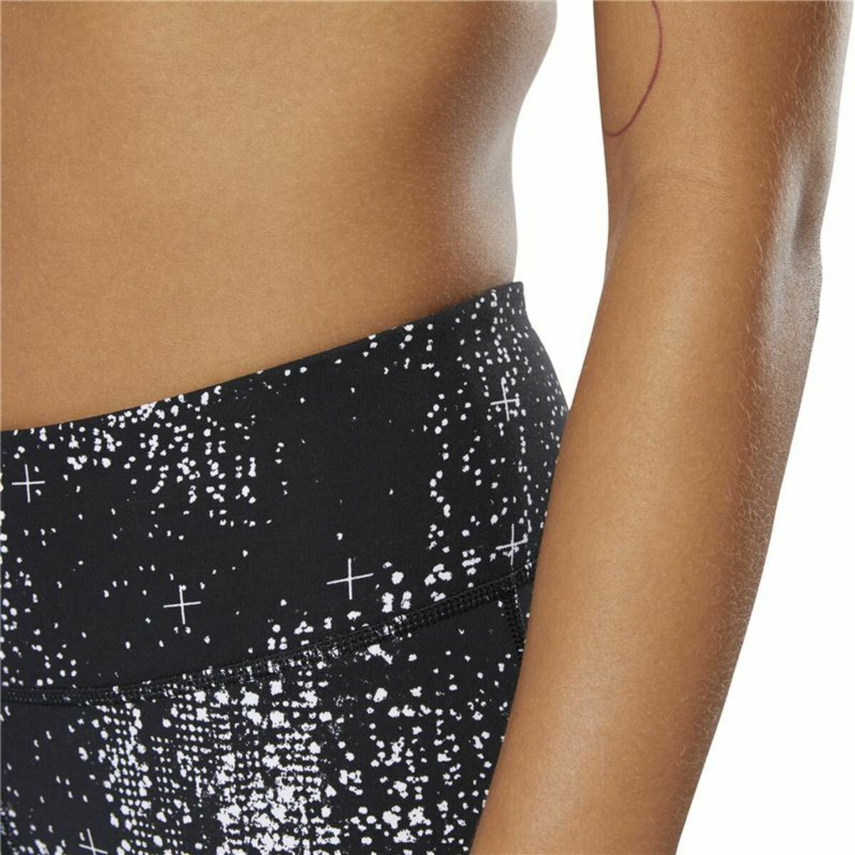 V5H8BCD37C7934914091318C4DCC272F36DR4770880P7