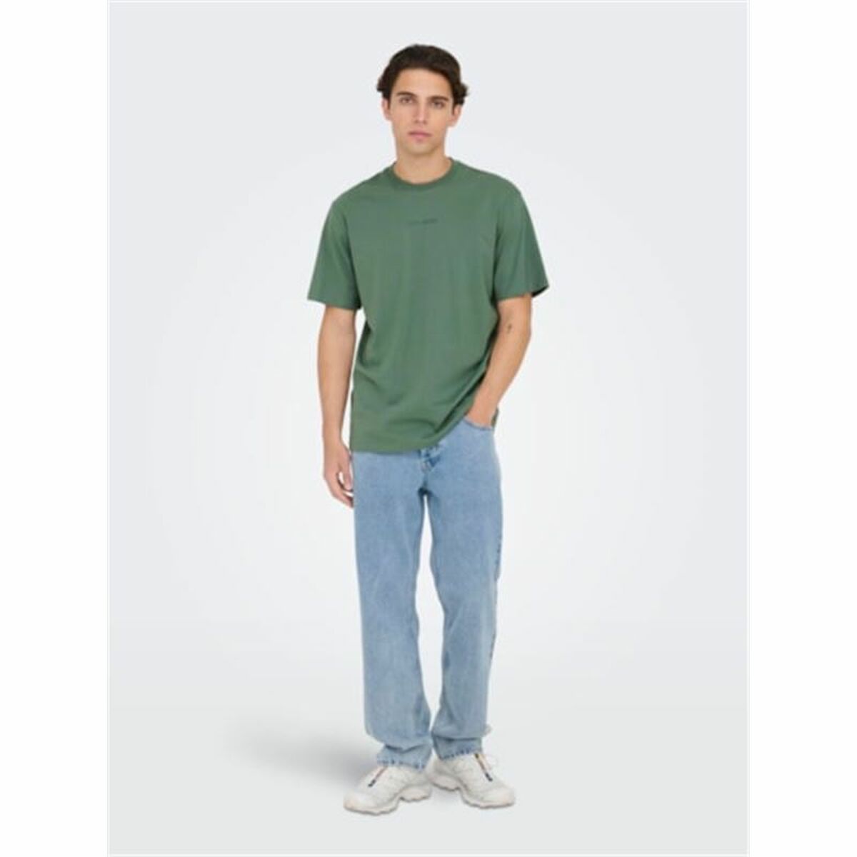 V3HD8849CB0956FF161AA00F5EC1C8368A3R4648248P3