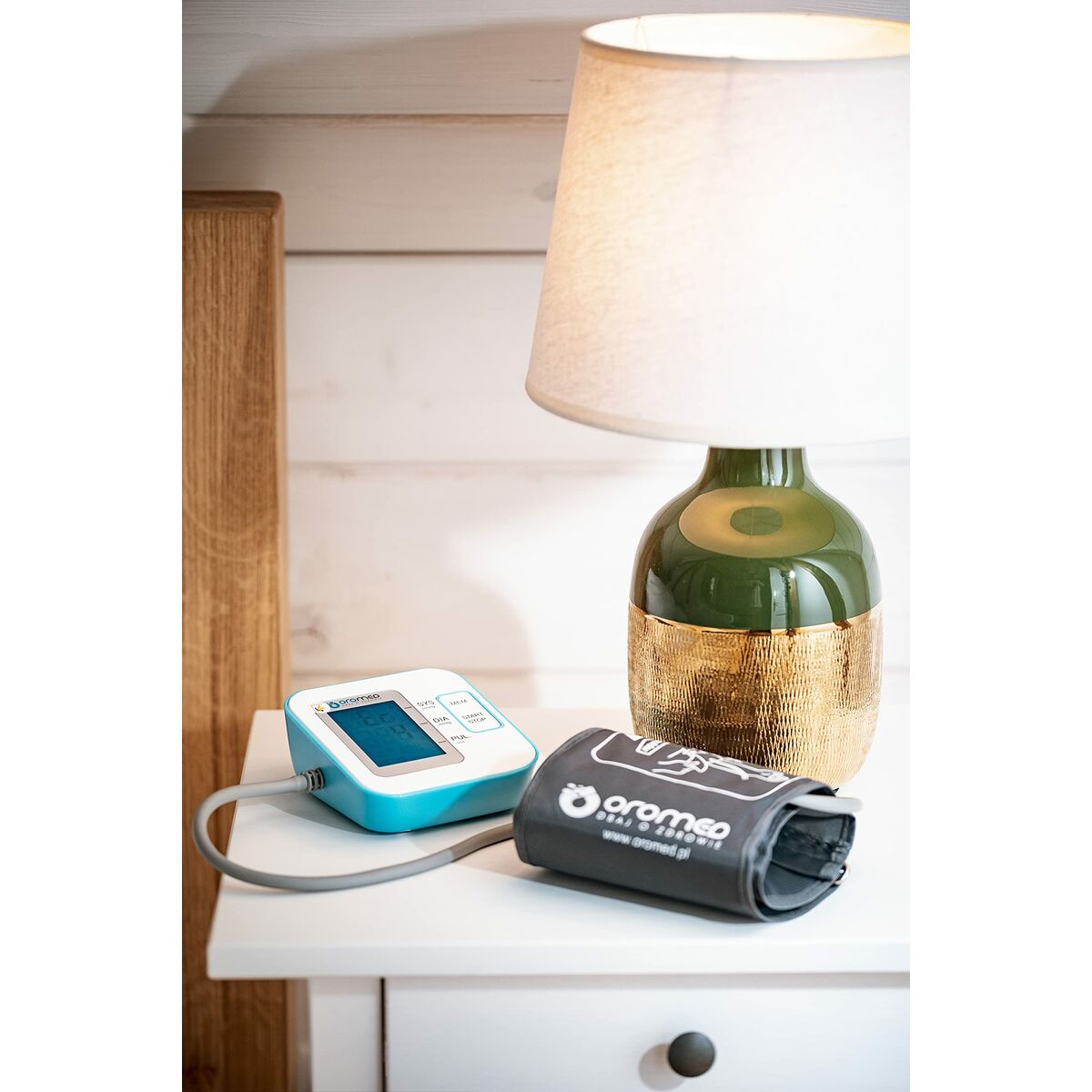 V6HF44B05DC3B422DE0C49447F07DF20C05R3735724P4