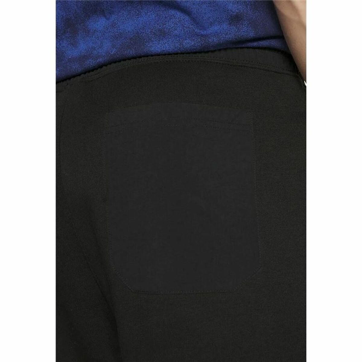 V2H18D87A4500F5DE710F7015E0B54AF4A6R5523639P3