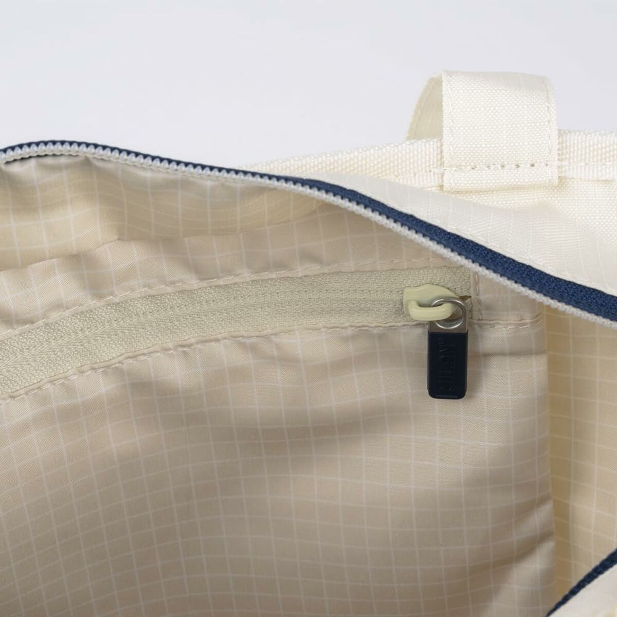 V6H98435A29A38D570EF10B5795F40C74C9R6624135P8