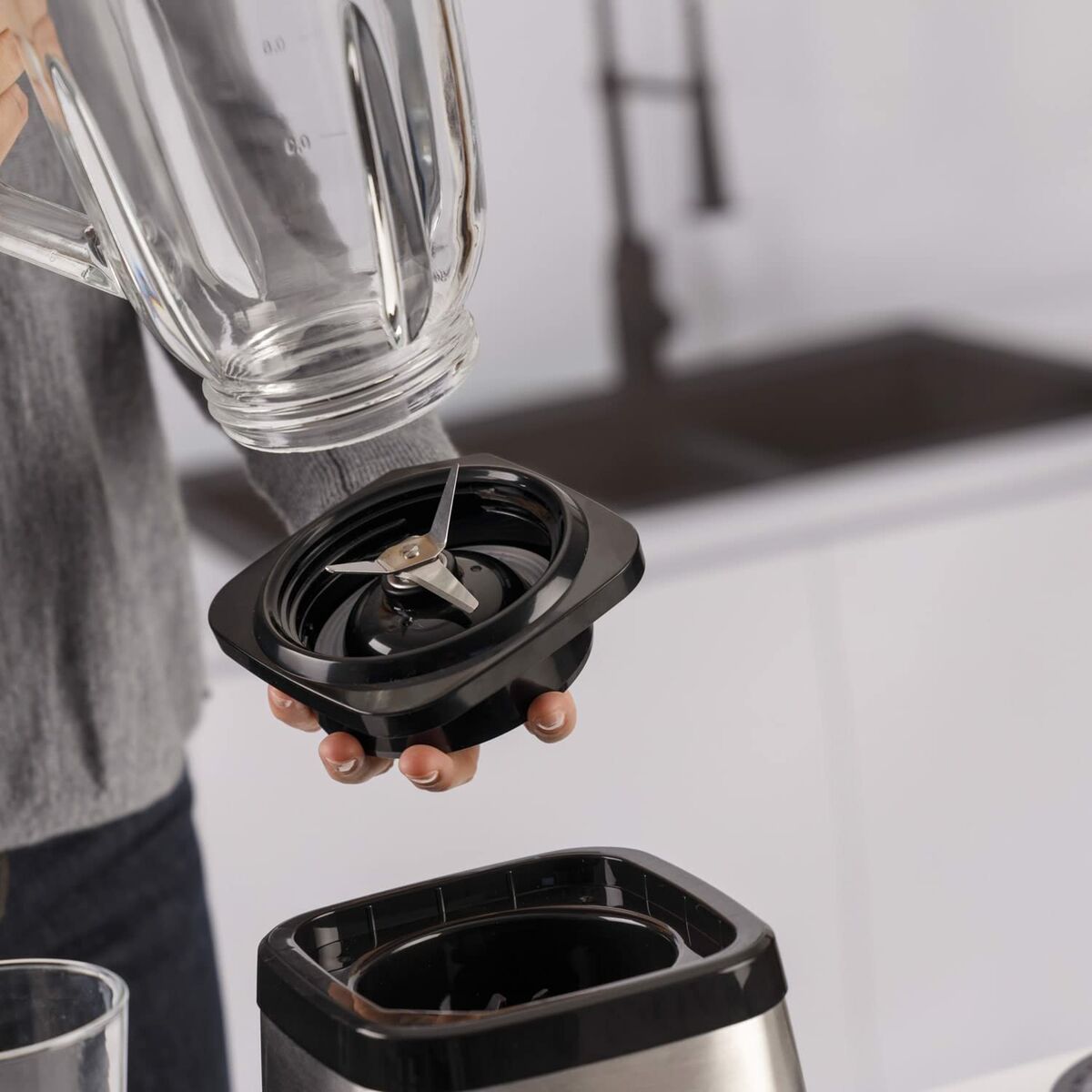 V2HA3F7A05FE98964D2BA04485DD38F7228R5935888P6