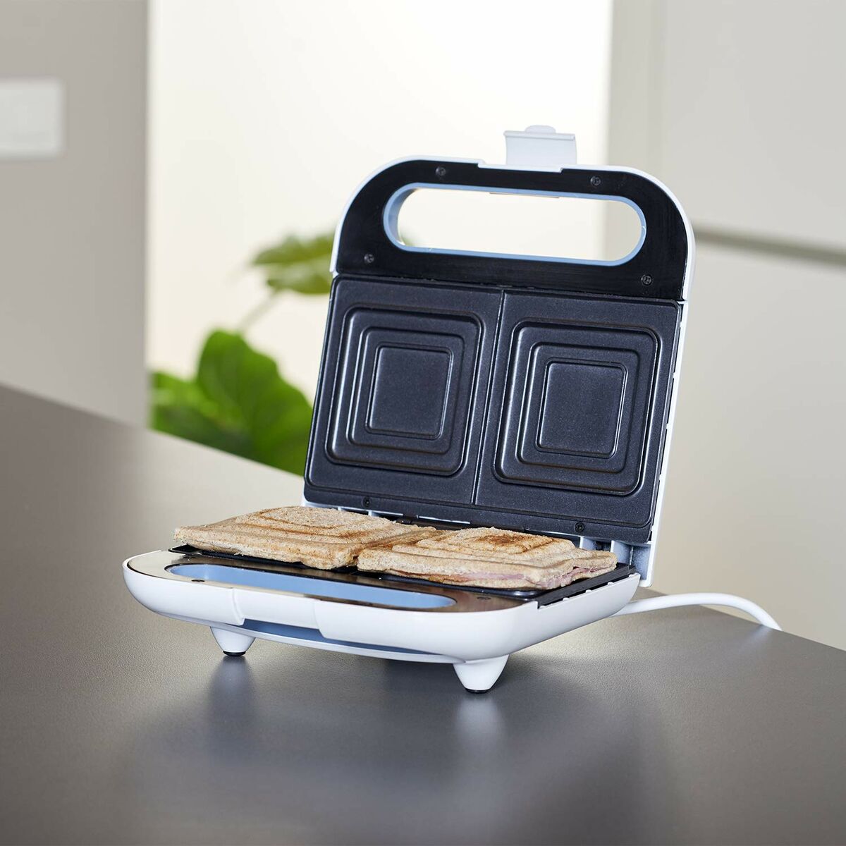 V4H5E0E8811A3750241D22AF9908CDE72ACR6404350P4