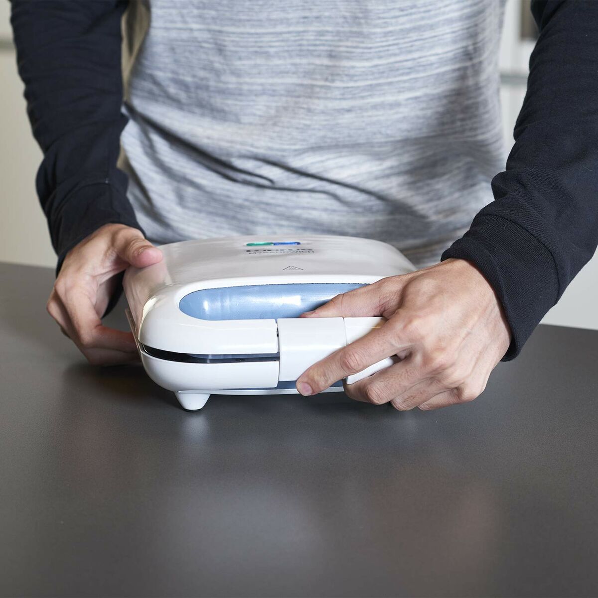 V4H5022AC343598109417899449DF38AE69R6404360P7