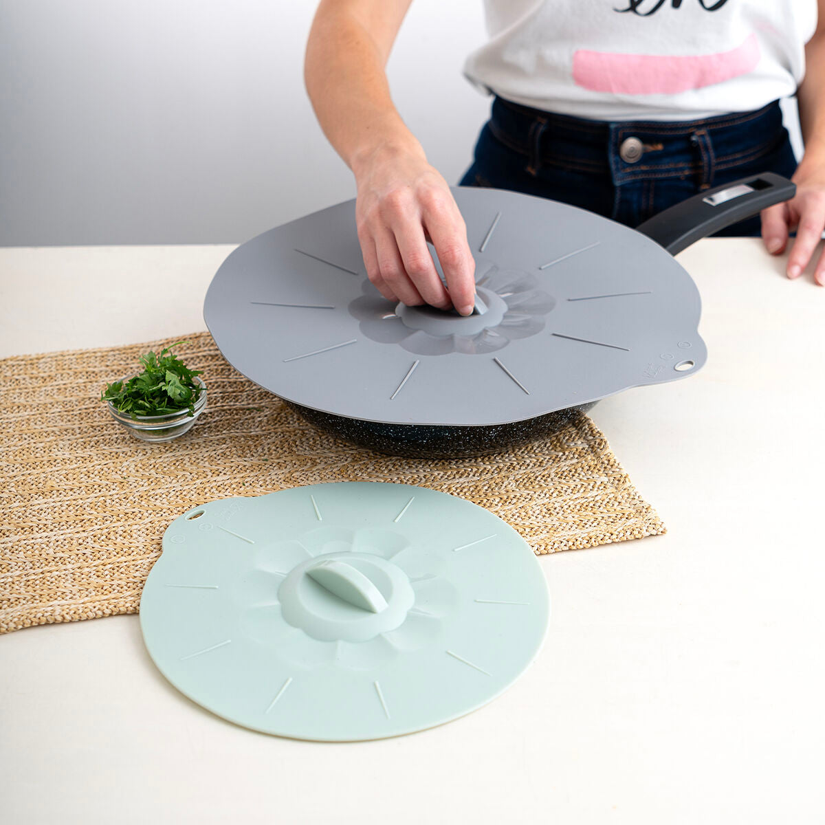 V6HA8FB05DE3BBE6F64E9D361A9F3BE30B9R6193831P4