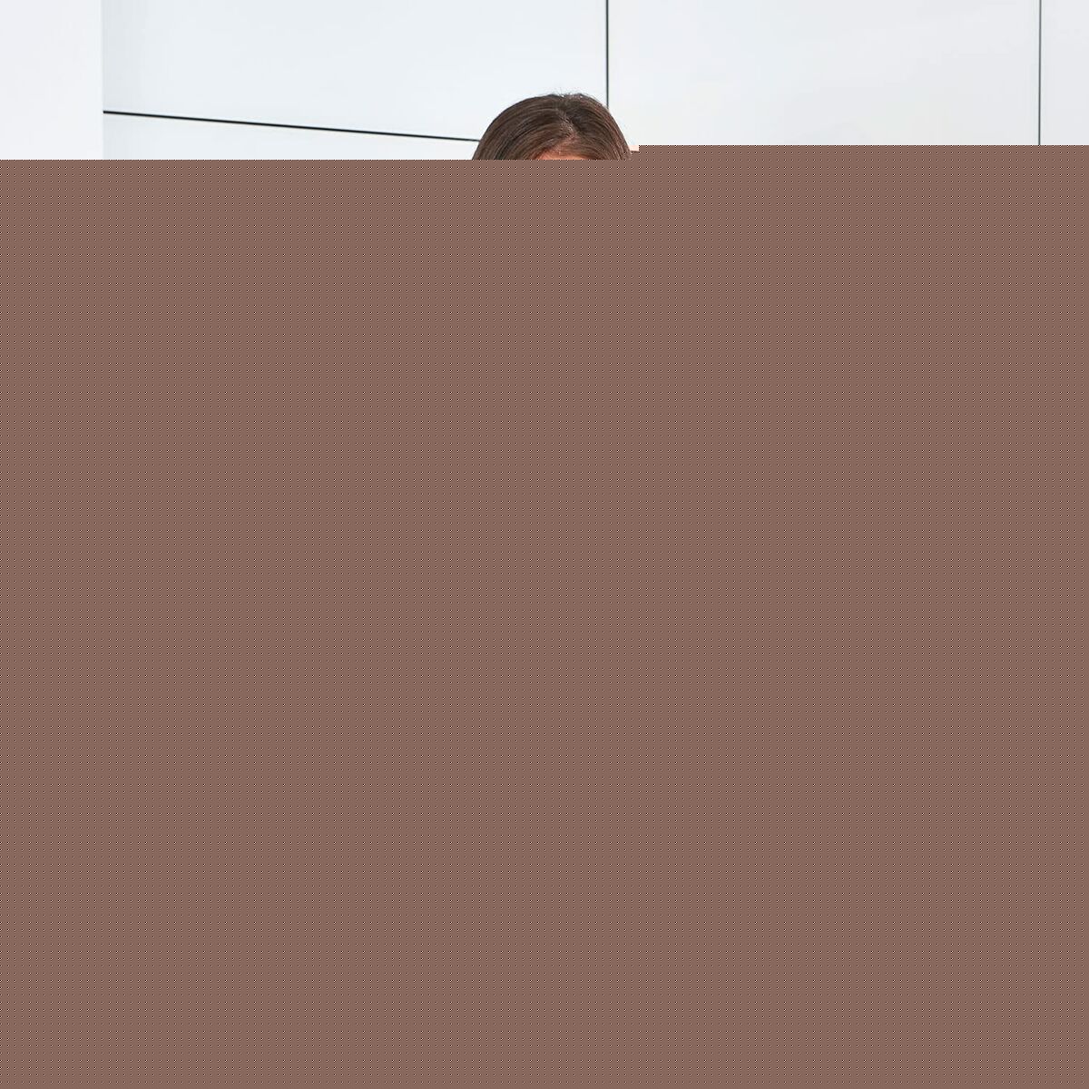 V10H97C900B2D9B8D4B91C2A6439C632013BR6332233P7