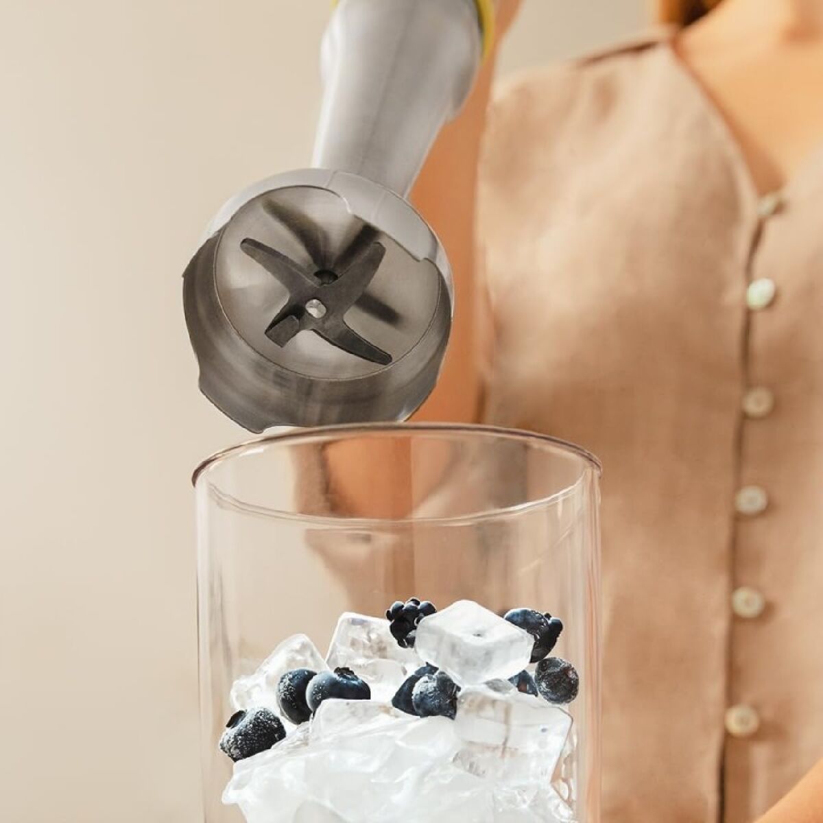 V4HE3CBB583C64342F41206E5C7653E1453R5179959P3