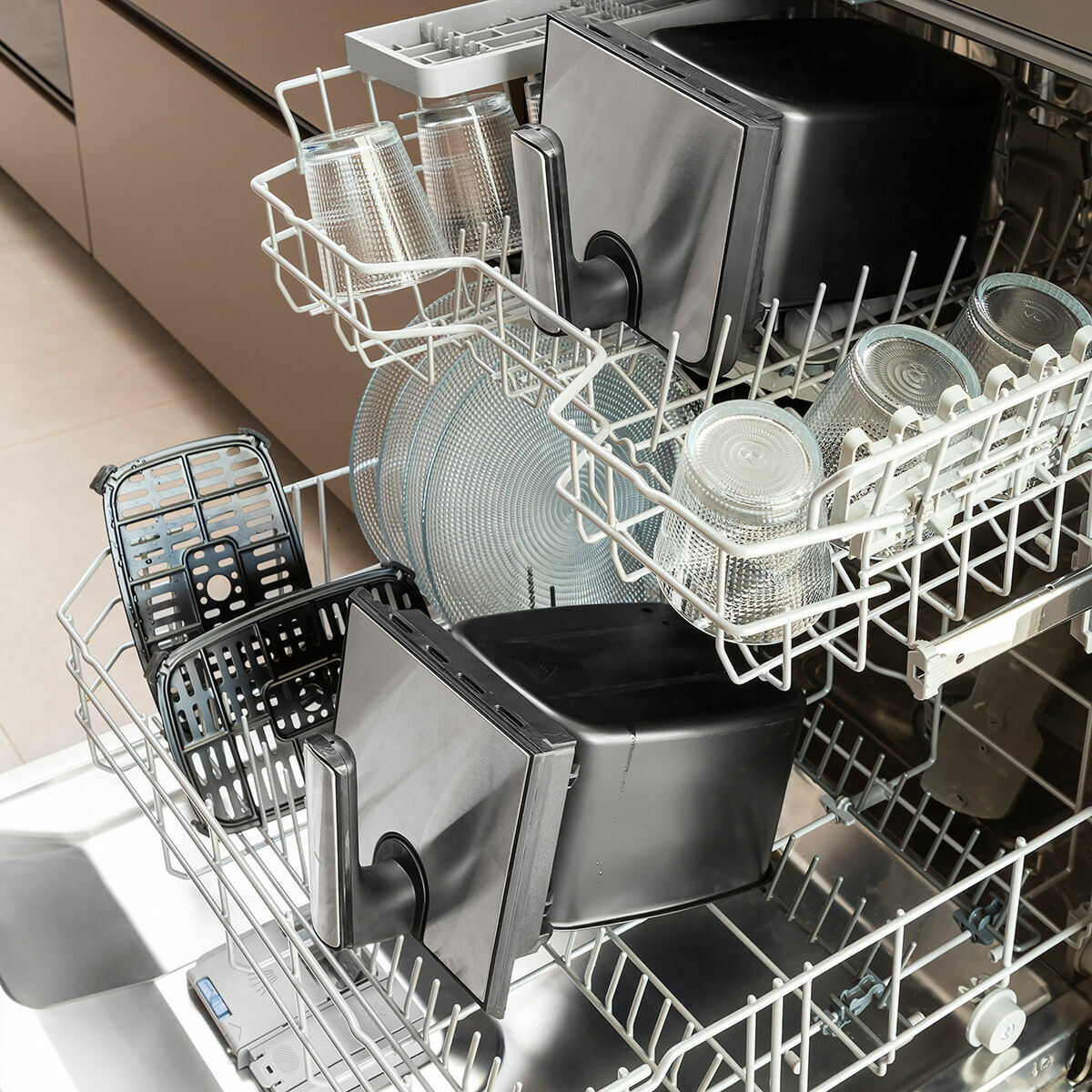 V7H880BB26BBAE52D53FB7D693B1AA28BE4R6876919P9