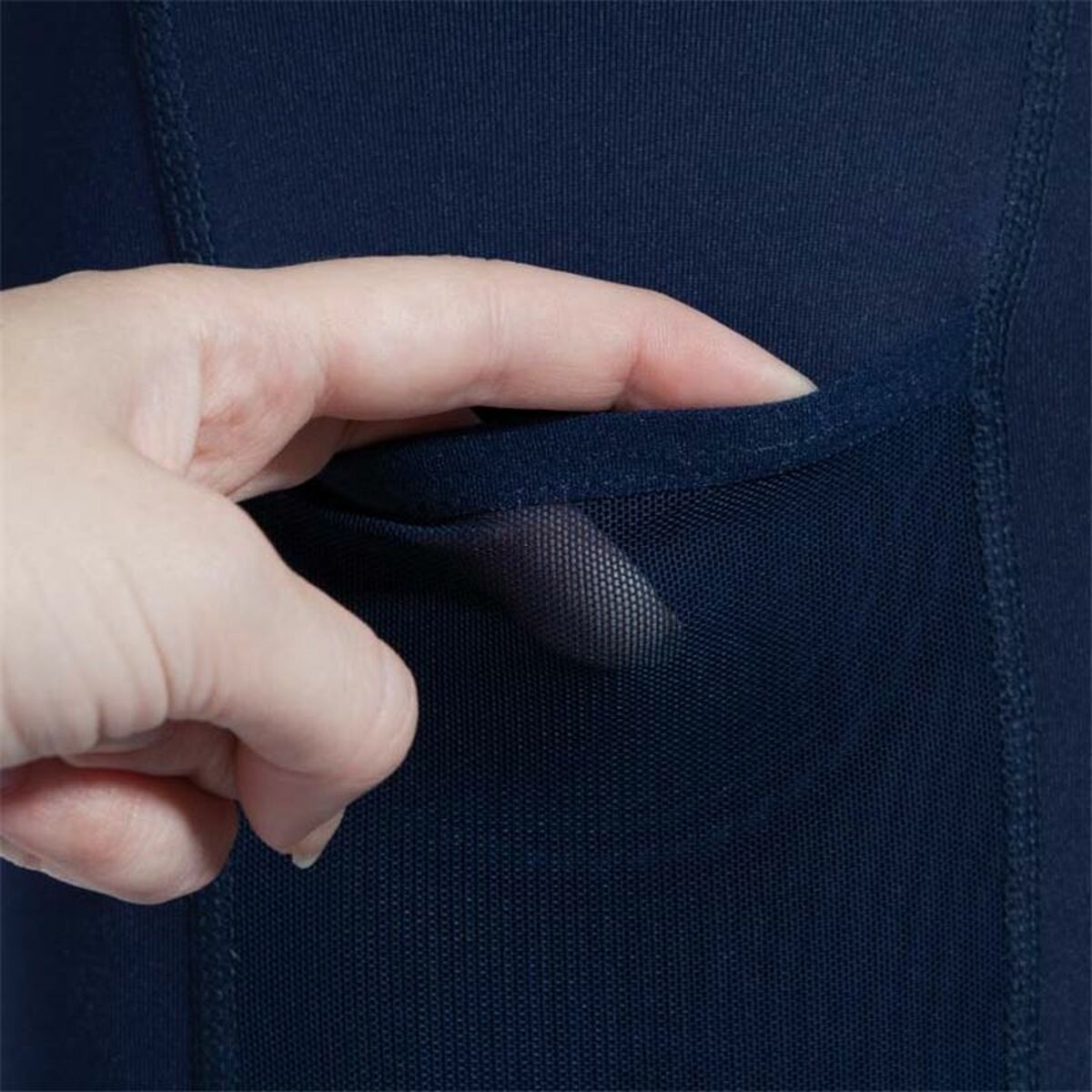 V2HB570A31DD618F932200D394C3AE3E9C0R5559266P3