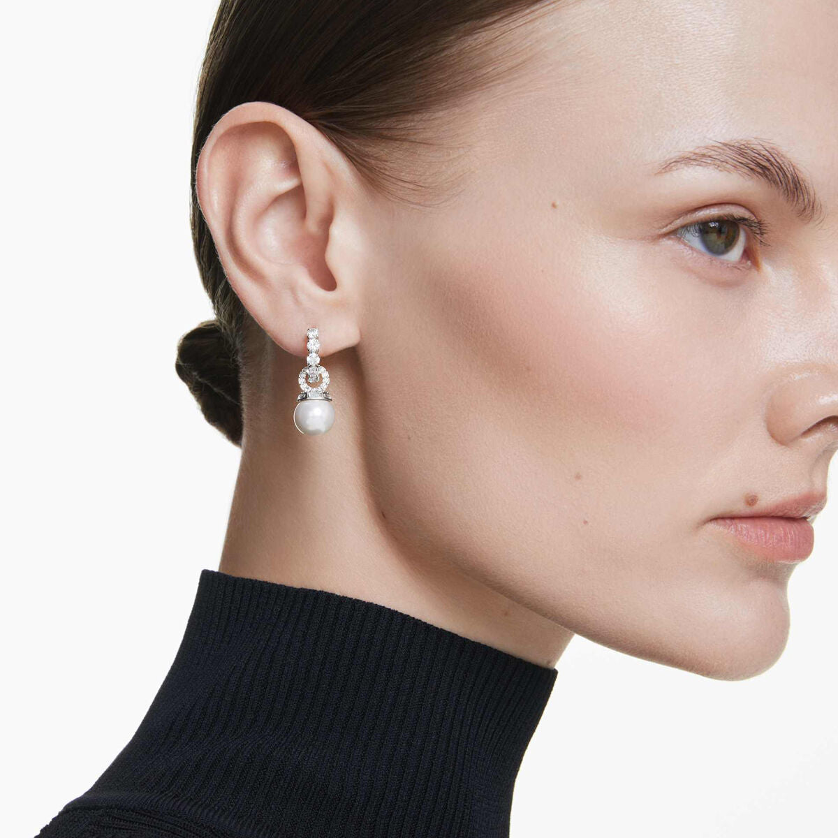 V2H8EA27E357C046D74B59569CE886D551BR5631595P4