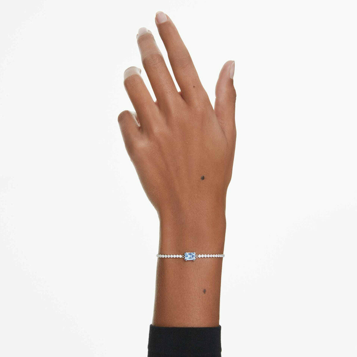 V2HA8CA6CF7ABFA2014E9E5A0EA11B7085DR5492047P5