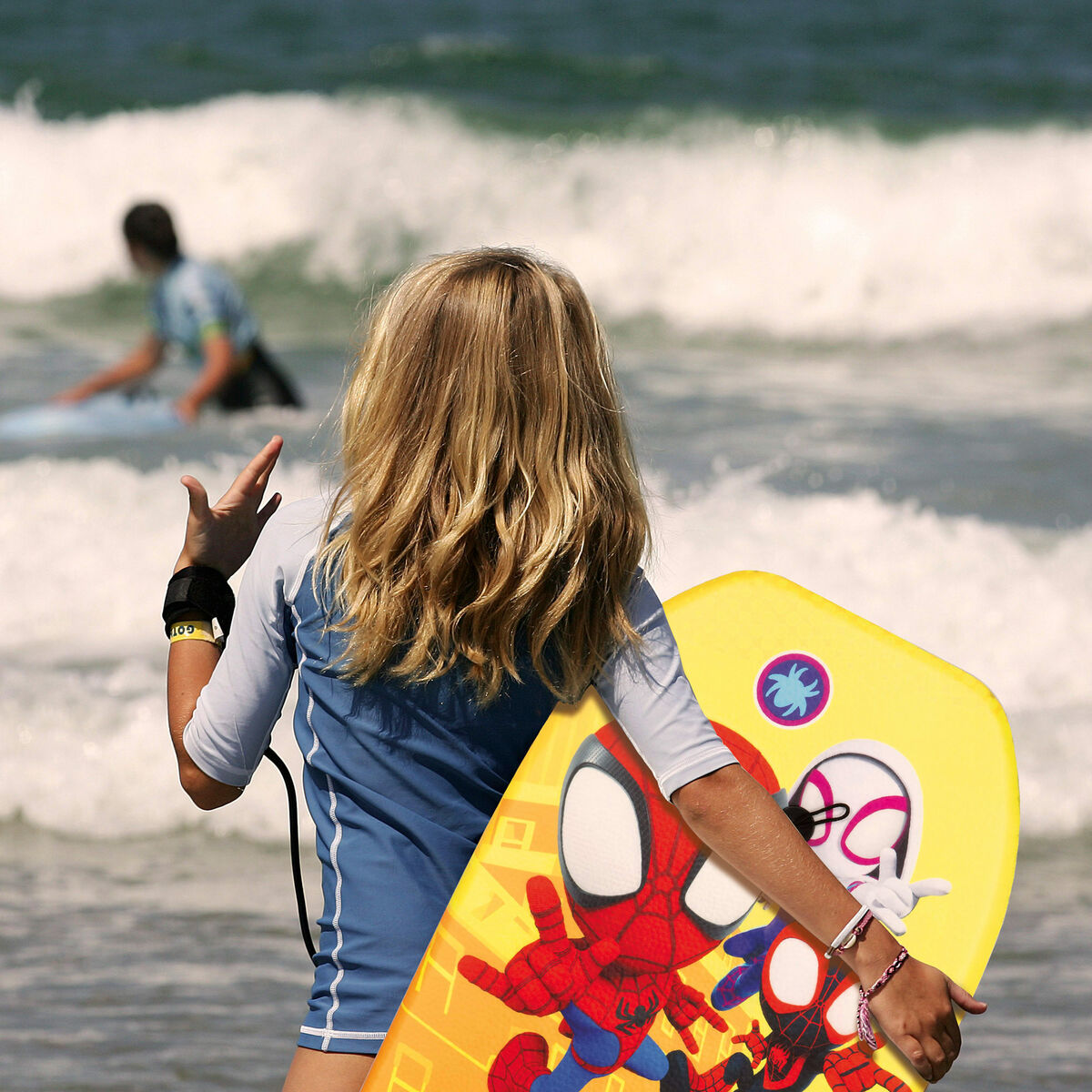 V2HE3C2F352A643EB27D7DE6CBDF597AB23R5648360P7