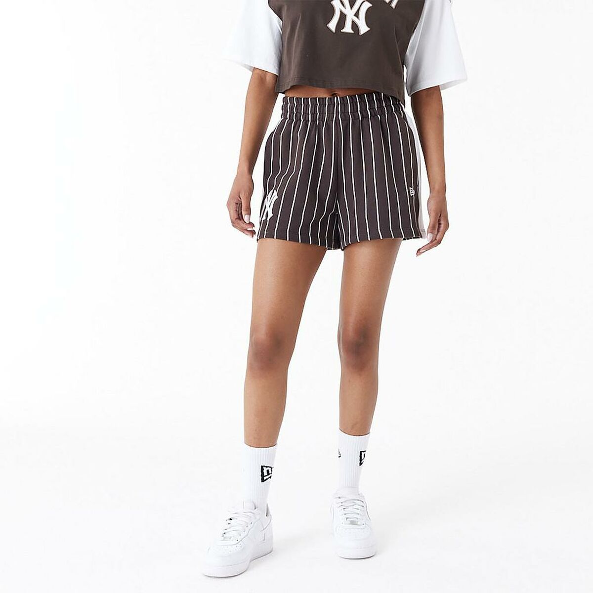 V4H40EBFC8F4DEEAAB8CACD4D213314DE76R4129305P2