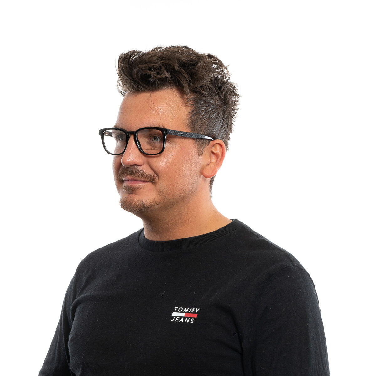 V6H660A0170215996853890D19440D1230BR3356425P4