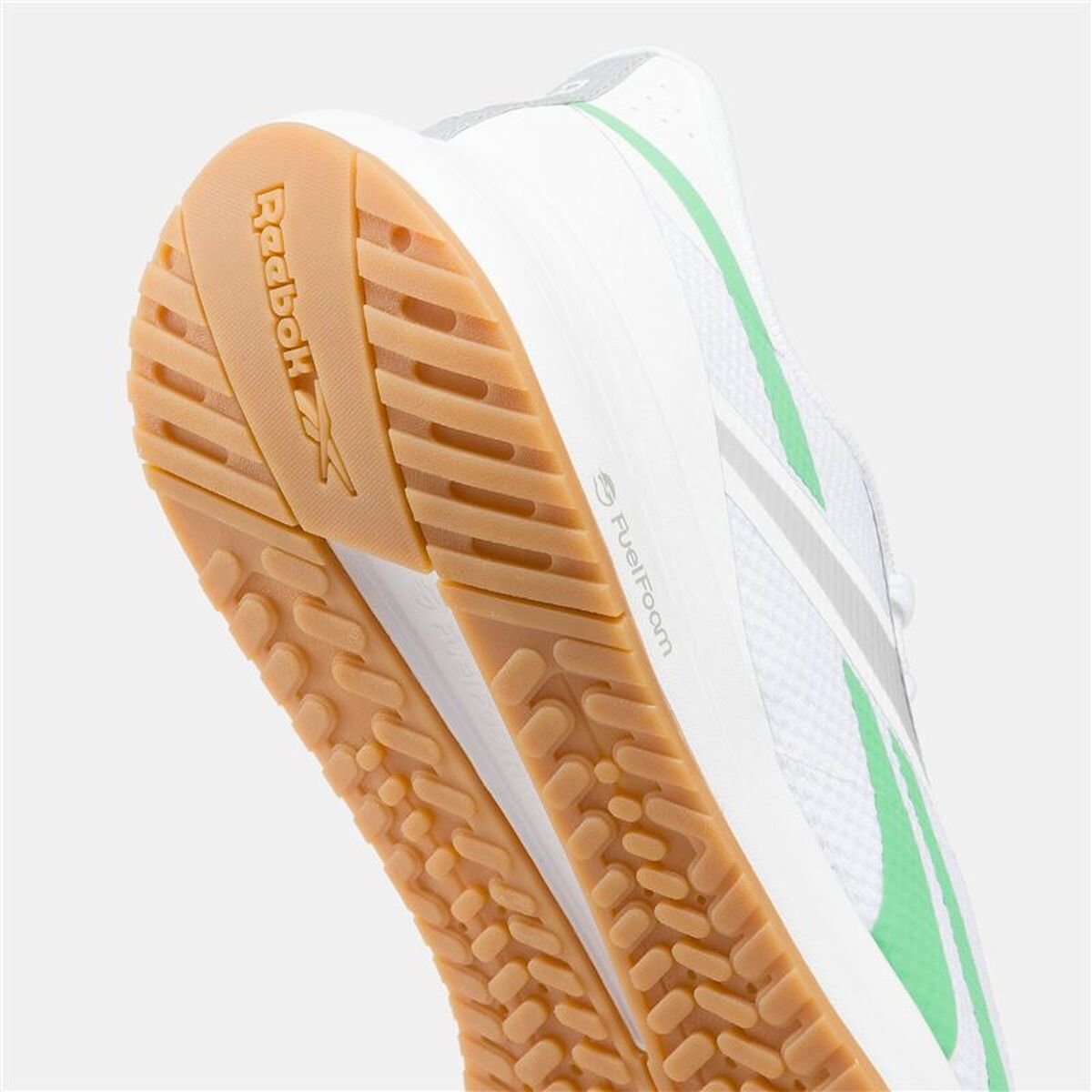 V2HB03D1FDADBFA891769F55CF4AC0538E2R5748674P7