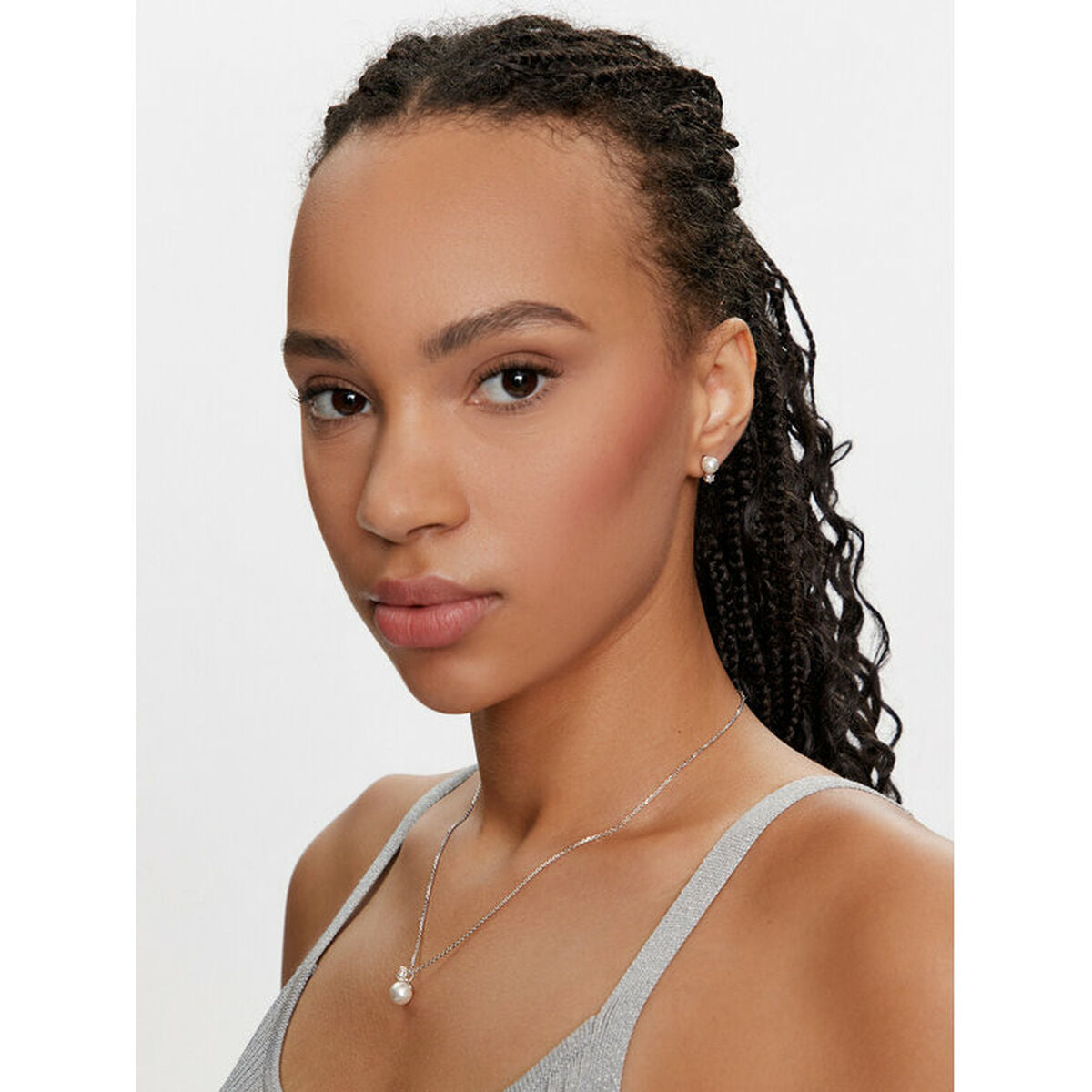 V2H01C0F3983C898571D6B5D95837758417R5752299P2