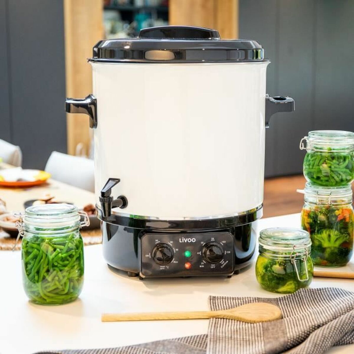 V3H9C0239301E4A2B3D07A80526255877A1R6847102P5