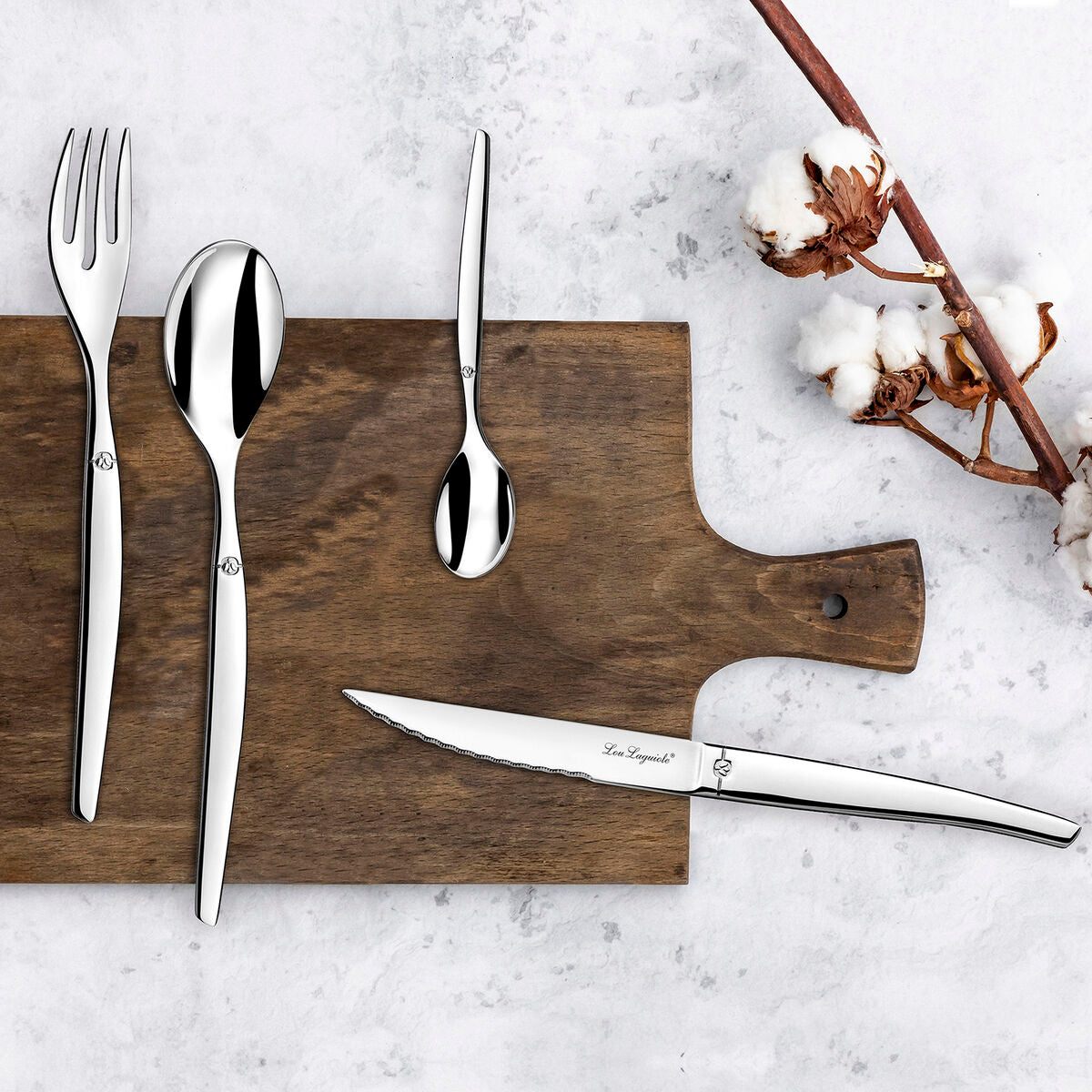 V8H43389A4F7283270046E3B560B799C956R3407642P2