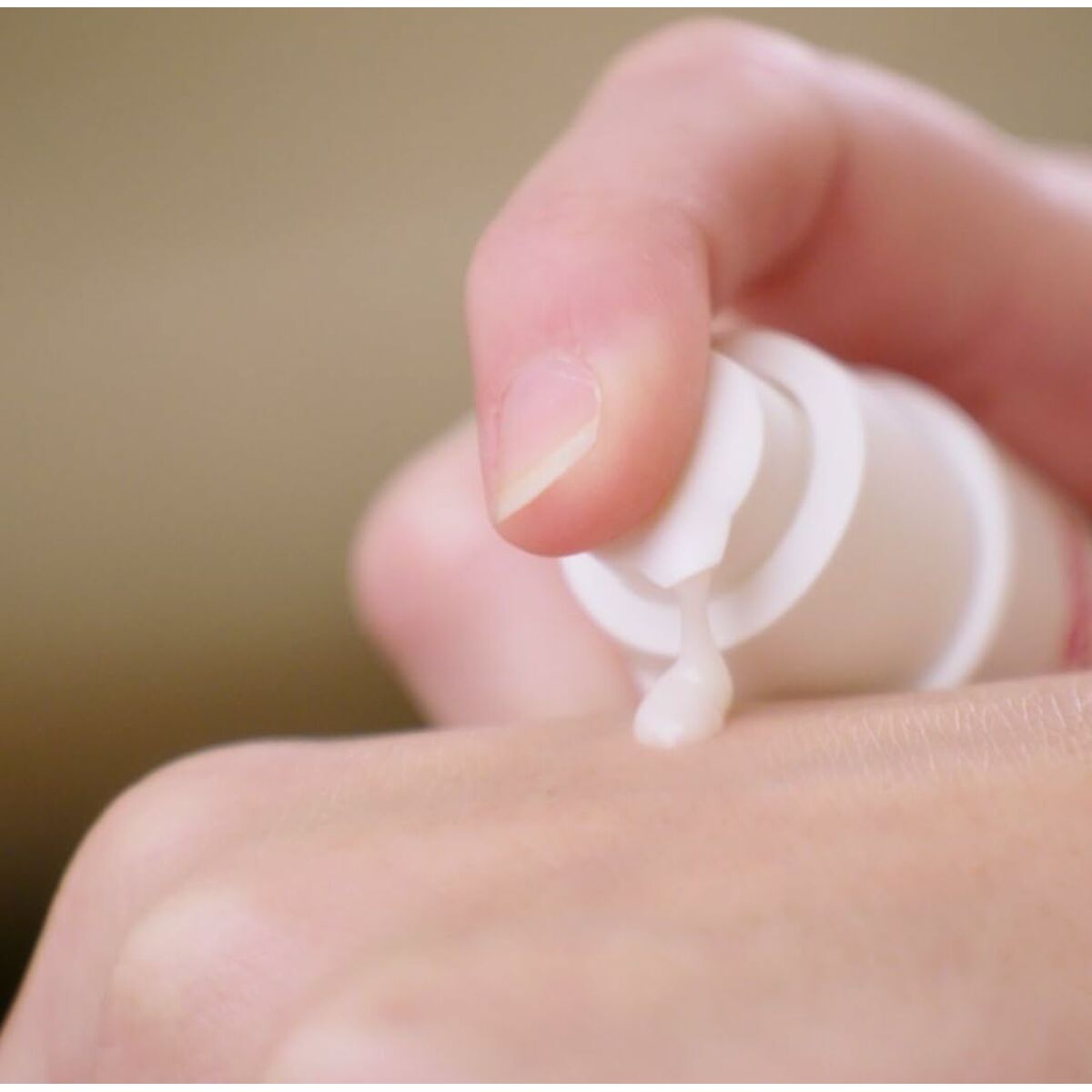 V4HF5E365C3ABA1E8F101CC05F340B65F49R4377707P1