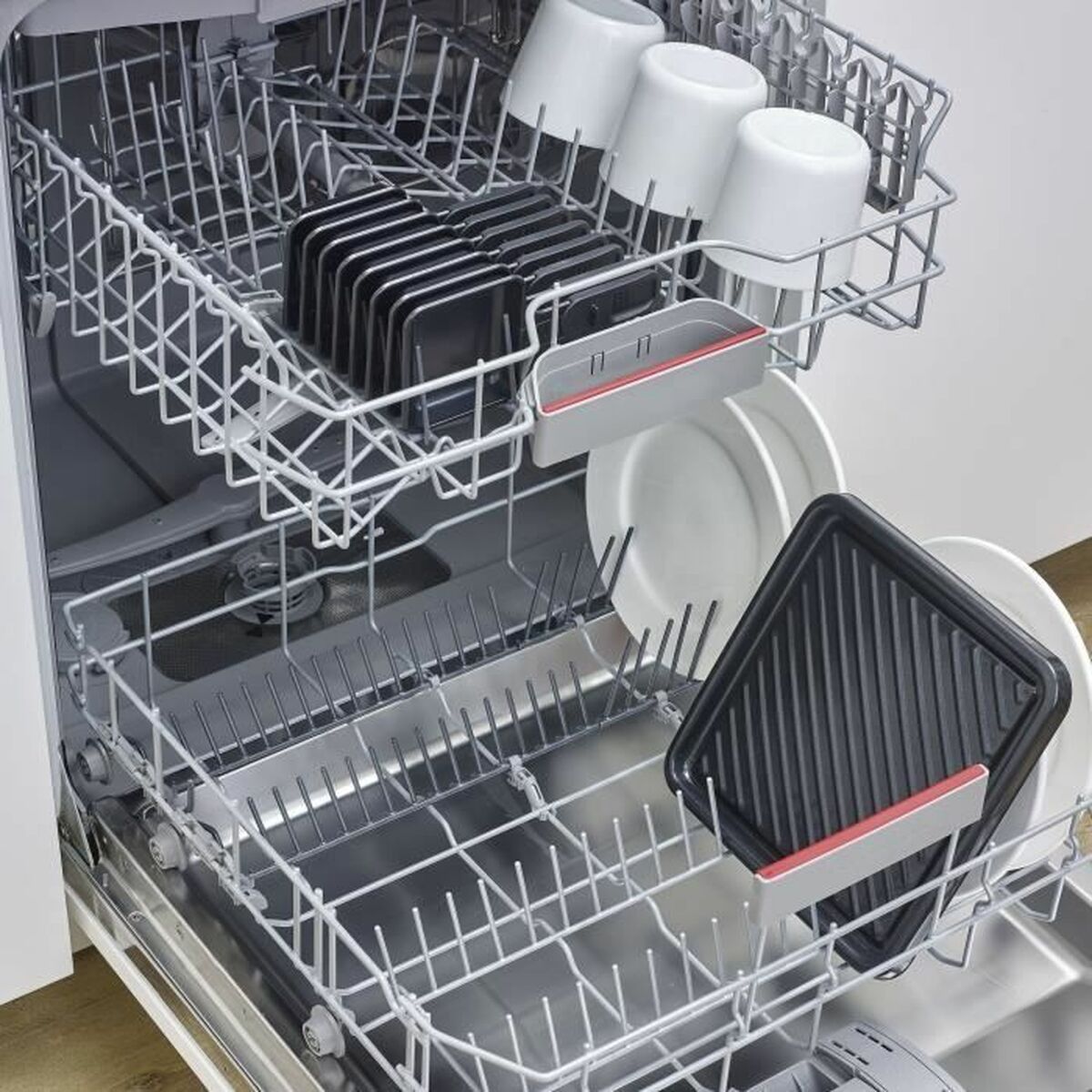 V6H1B646FBE9340F5158F5419C52BED5F0CR6283493P5