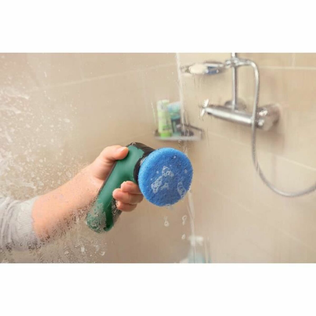 V6H9B073355F8719195747558C84870480AR3706160P4