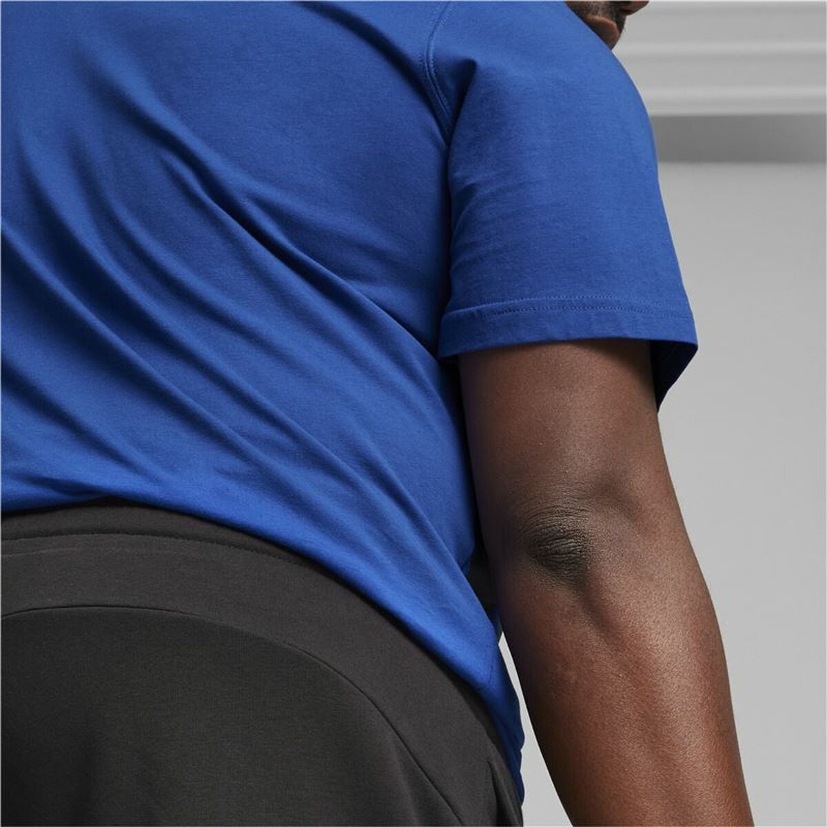 V3H8288D156897FD594FA15193DE6A9E30CR4638054P7