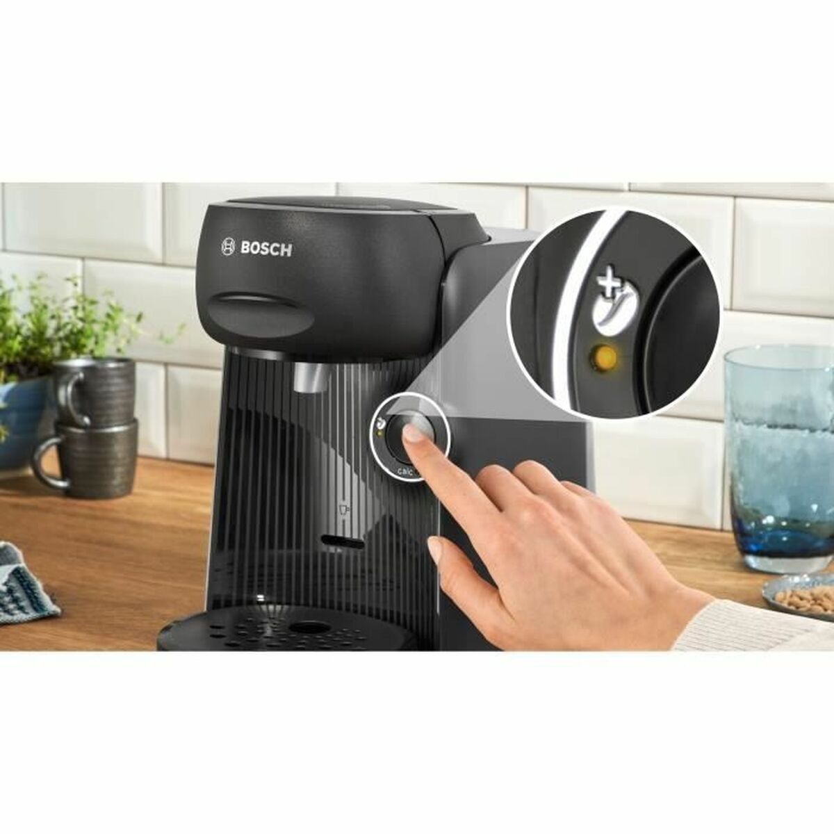 V2HABBA1DF3B62E877EE119CED56E3B344DR6736284P2