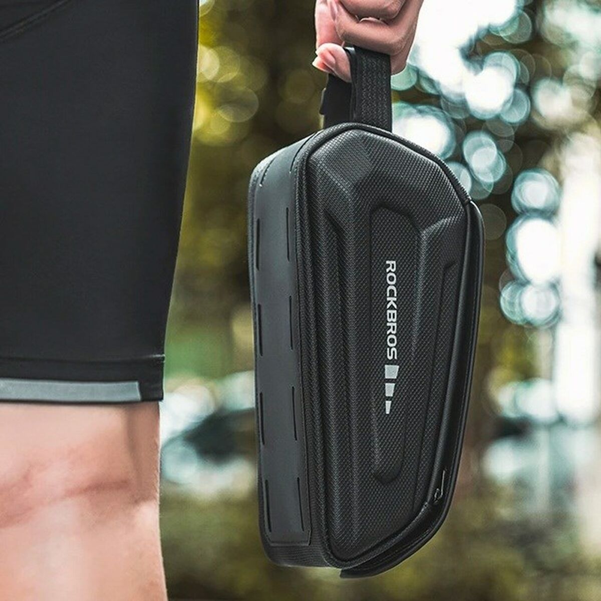 V3H6C0017342B9F0DD8BF37E928BCDAED7AR6468108P2