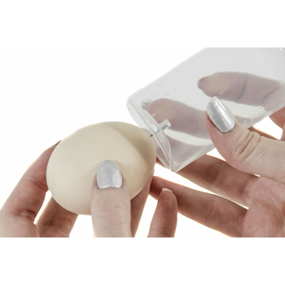 V8H65D514188CE539744441302B7C171750R6404966P5