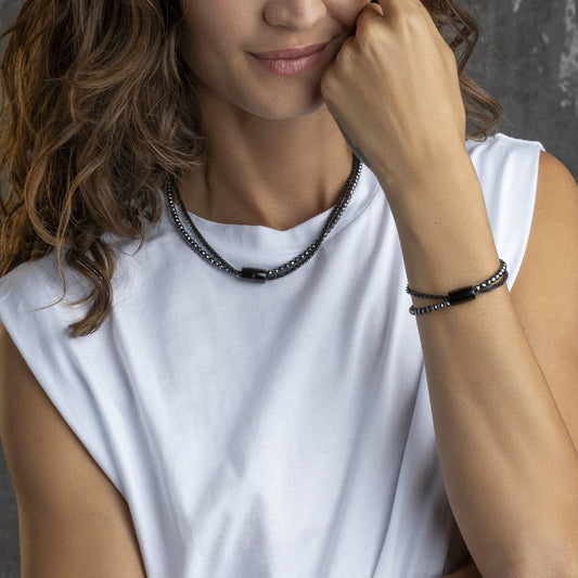 V4H0CA1E7200B1B17263FCCE3937BFDC97AR3240996P2