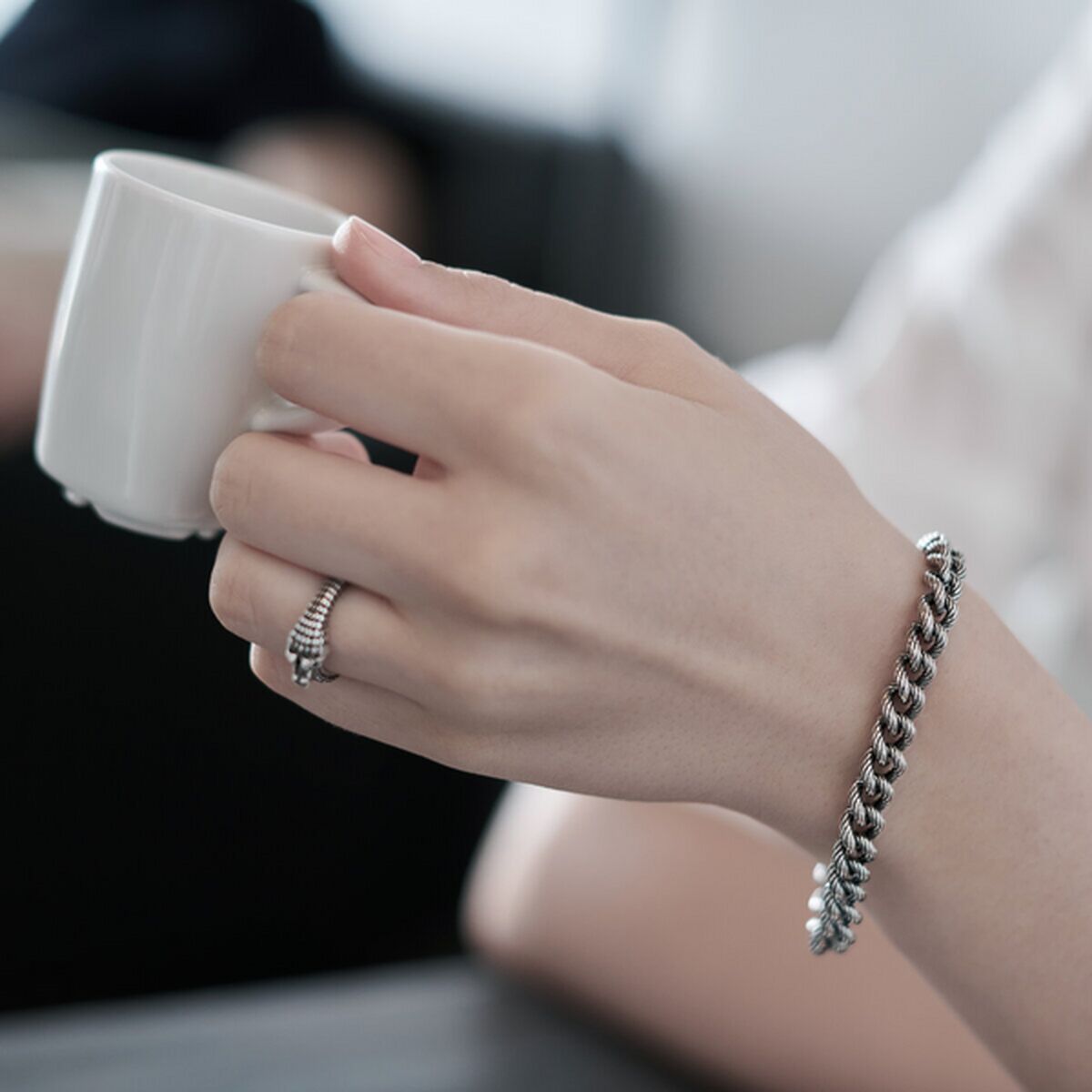 V5H6A208AAE5D3AAEF4B10723B5A1F75FCDR5456279P3