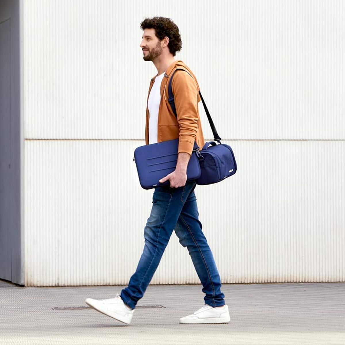 V6H59AEE75679B8EB5538C2CD95452EE620R4583655P5