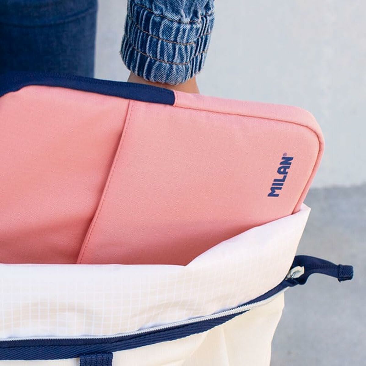 V6HCDFB5A1CC286F58F2C4090443C1A27C6R4583653P5