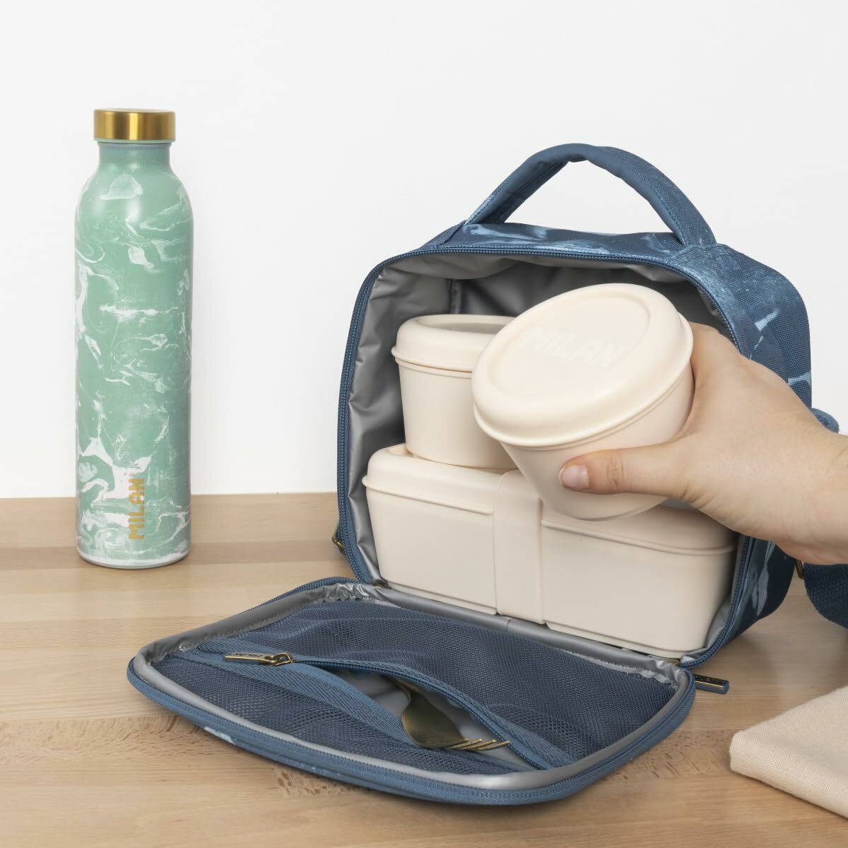 V3HC878340A5300CF133628CAFEC5D83B4CR5788769P3