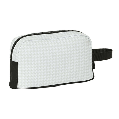 V4HE0D8139499FE3617186F1355C6B11B32R4604785P4