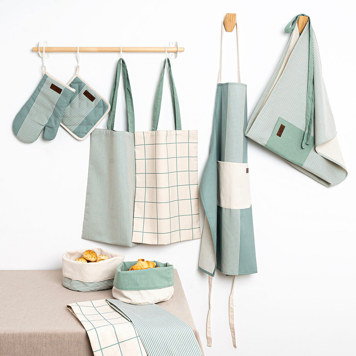 V4H26A31FE5A144496FCF28EF27E72DB8B0R5280764P4