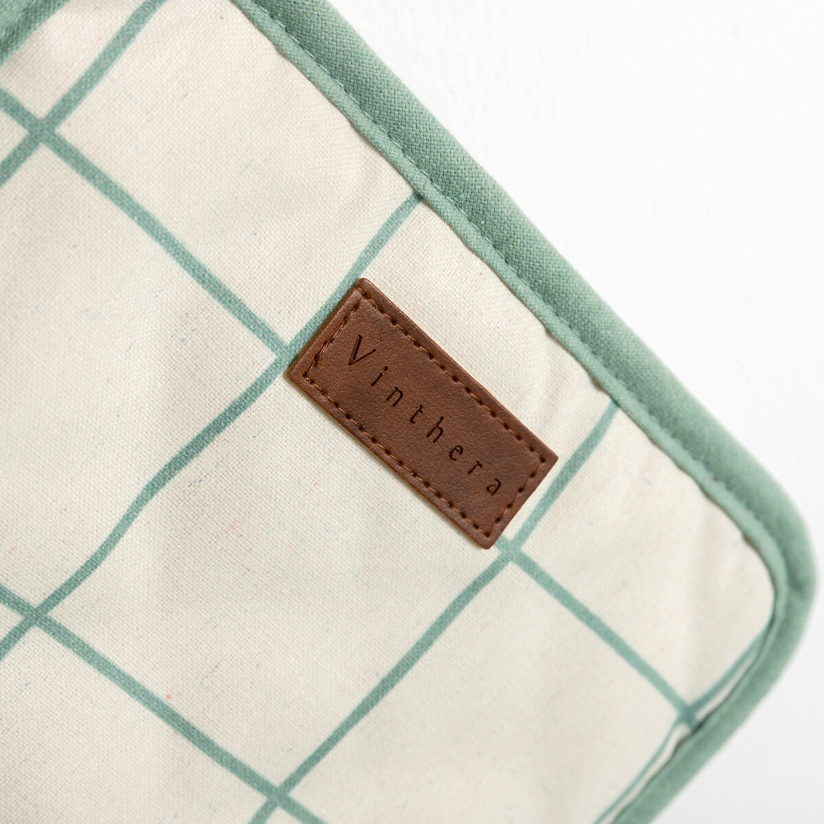 V4HDB4E6FECB573EE89C7E3B688BF55C0AER5315748P4