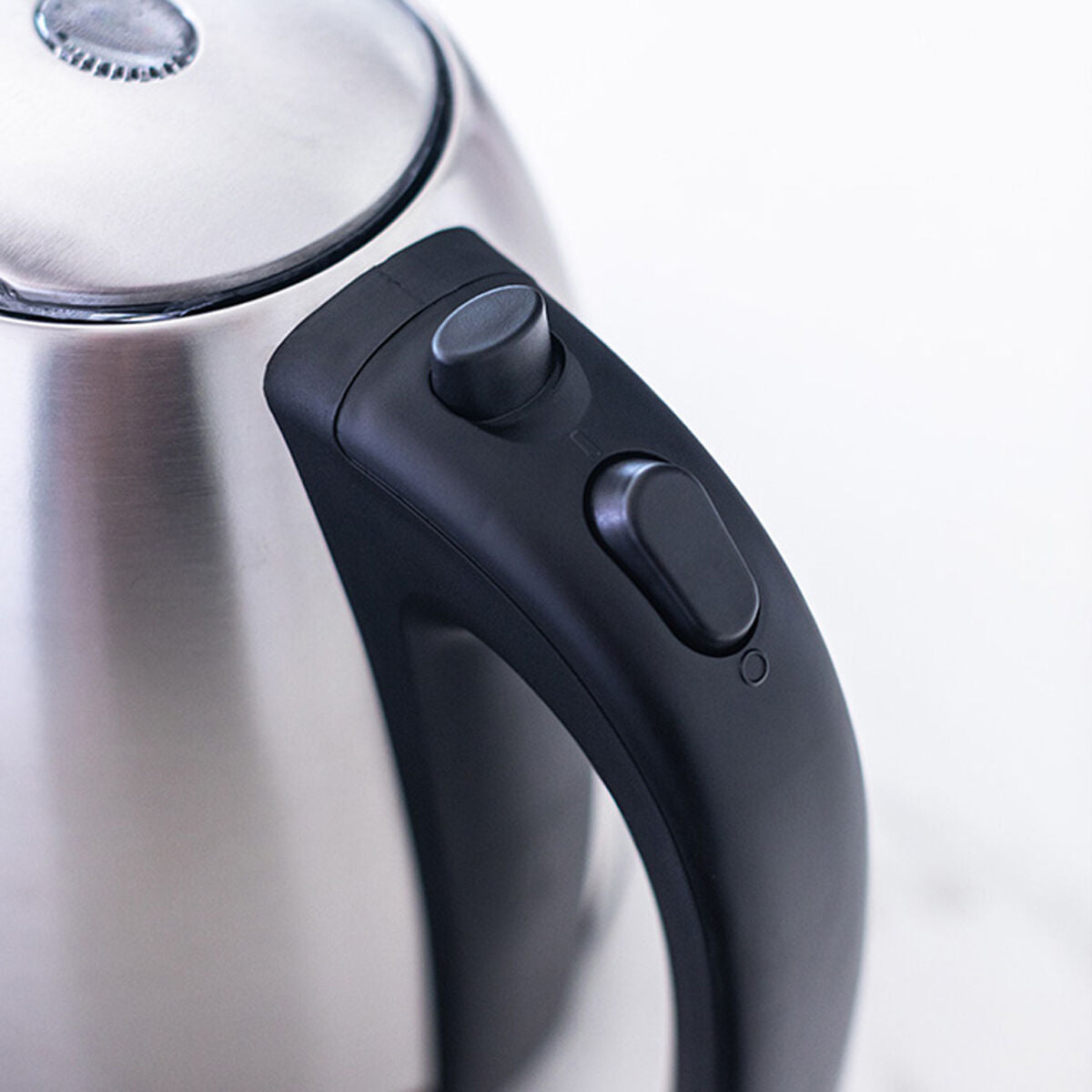 V9H77C159EB6DFD9829D813D372FDBC911ER4573054P8