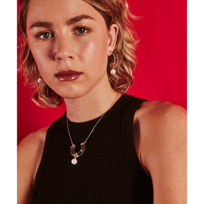 V3HB3EE22A75B6D5BF725E8F02F87AA2815R4568223P3