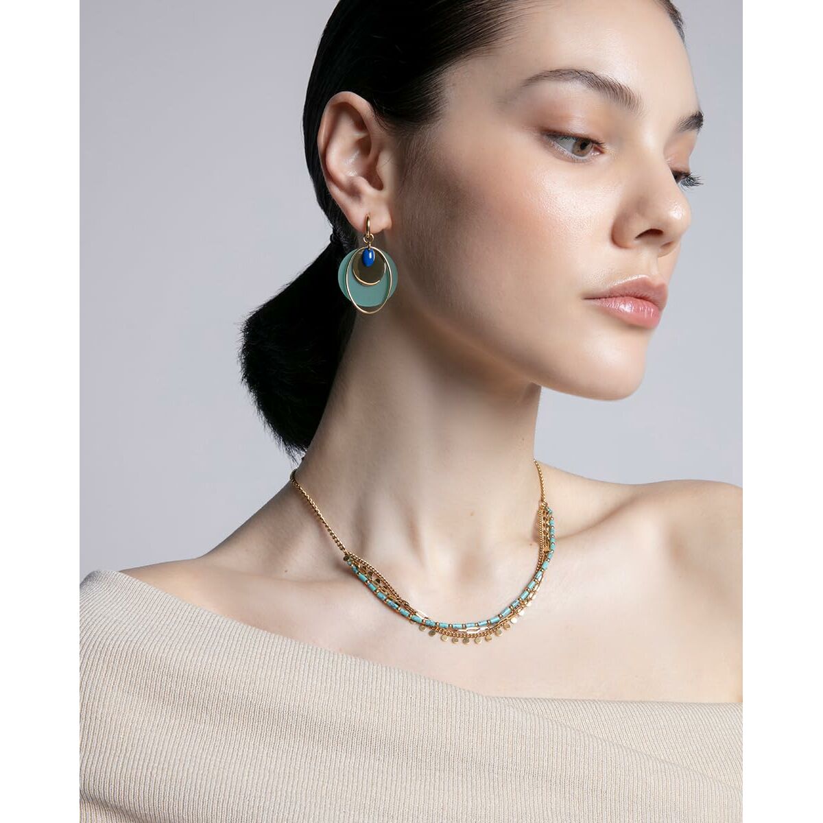 V4H2317CB1810E3F1737E447455B2B5636FR5617797P5