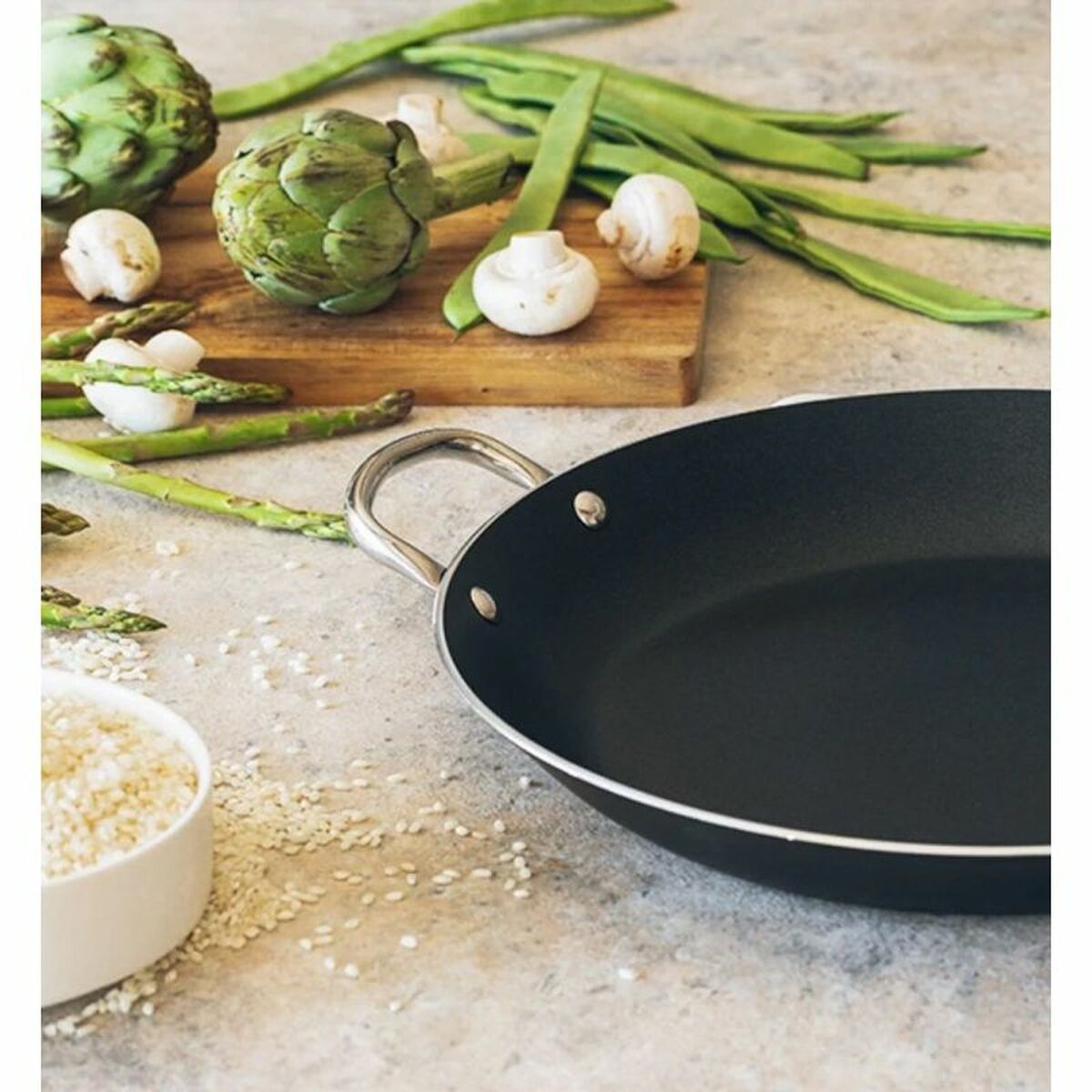 V2H34A494CB4EDED1EA9B9439179C870A56R6736880P4