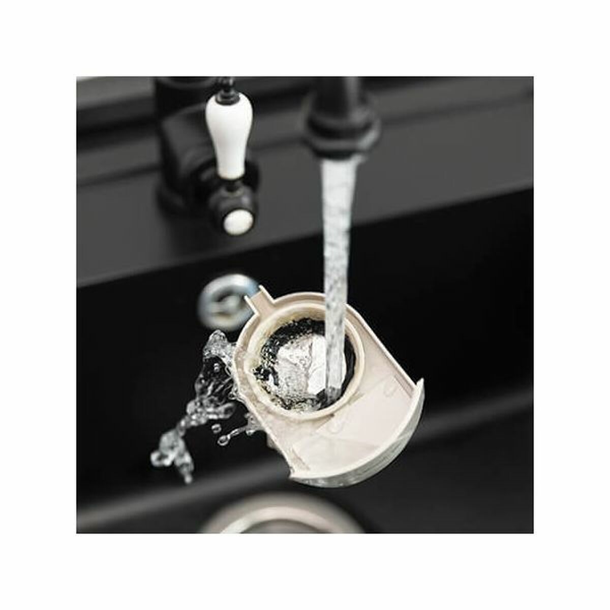 V12HE5D0AE1B5313C38E83D2CBA35B79E78DR2314496P5