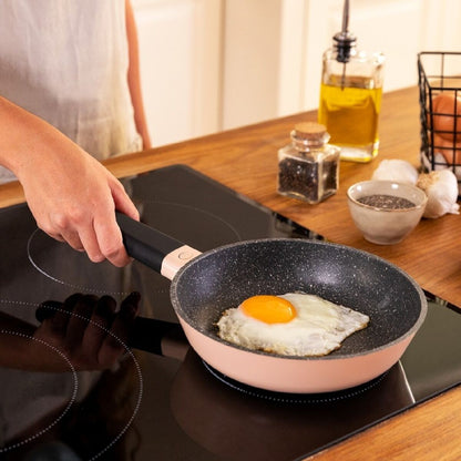 V3H3A9E0CE5AD44F68E3848576E48325740R5578607P5