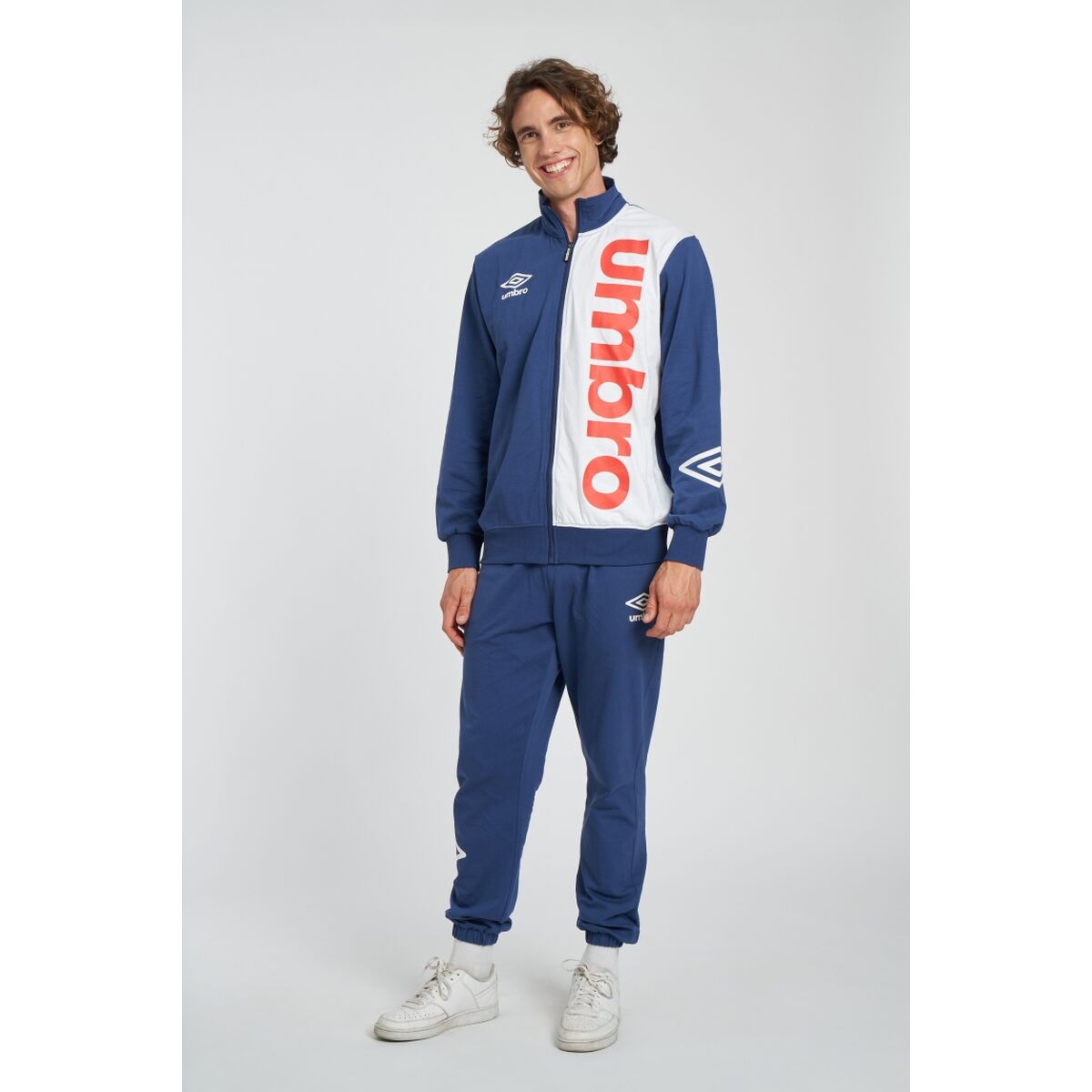 V4H11D13786A6C6A142D2C36EE3B2D9CD1CR2600393P3