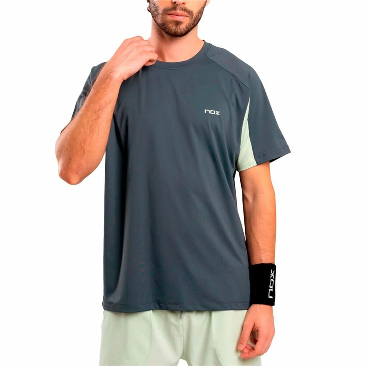 V2HCD415919F232C292984E54FF4E61C0A0R5560323P1