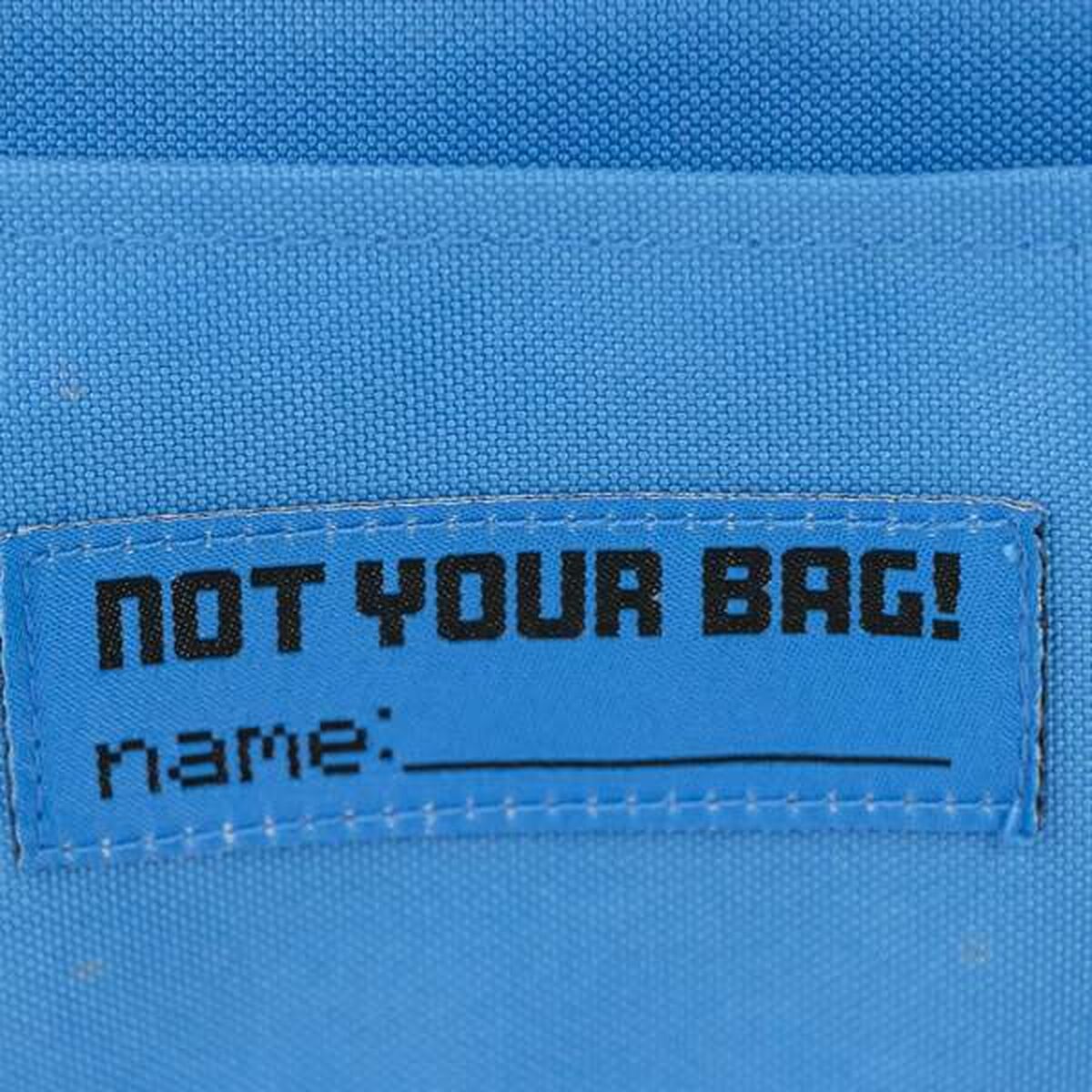 V8HA051B8B75DA6C8AB19B8496B977EF011R6858769P5